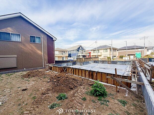 時間のゆとりと空間、爽やかな陽光がもたらす光と風を贅沢なまでに感じる暮らしが始まります。