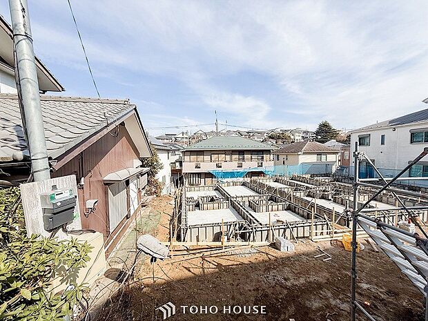 表現された空間は豊かな光と風を纏い、暮らしの時間を豊かにしてくれます。