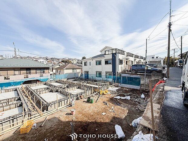 カースペースもゆとりある空間を保っています。