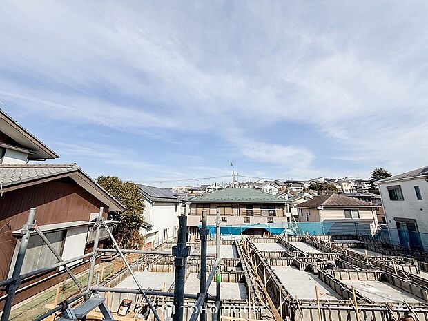 表現された空間は豊かな光と風を纏い、暮らしの時間を豊かにしてくれます。