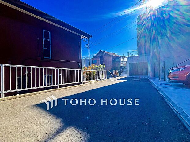 忙しく過ぎゆく日常を置き去るほど、ゆったりした時間が流れる住環境。