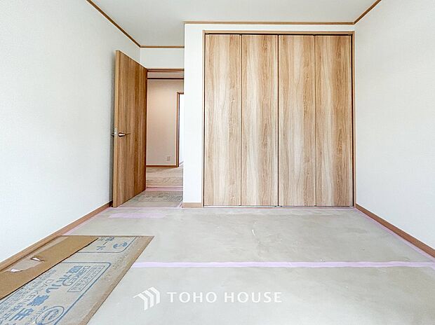 収納スペースもあり、生活しやすい居住スペースです。