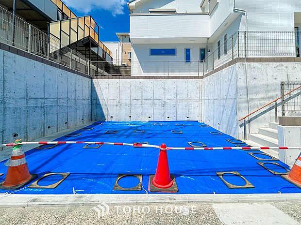 カースペースもゆとりある空間を保っています。