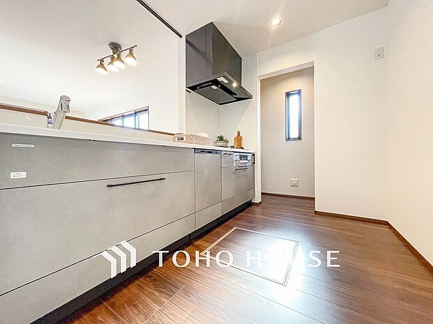 家族の健康を支えるキッチン。毎日使う場所だから気持よく使えて、居心地の良い空間に。