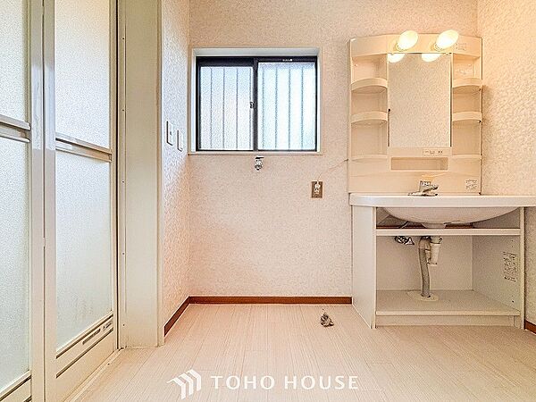 ご家族の1日が始まり、1日の終わりを締めくくる洗面空間。