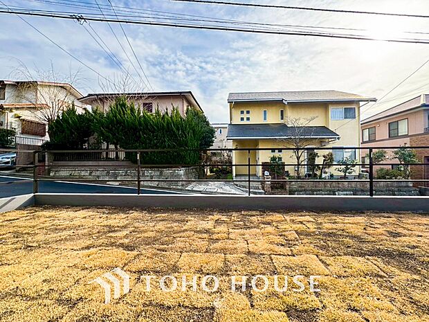 毎日の暮らしの中に癒しを与えてくれるお庭スペース。