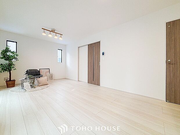 空気感という居心地の良いBGMは、暮らしのステージを彩り、心のやすらぎと満足感を与えてくれます。