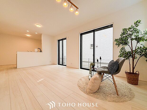 美味しいお料理も楽しいお喋りもキッチンを中心に広がります。