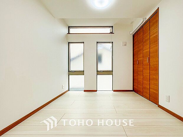 1日の疲れを癒し、心地よく寛げるようゆったりとした広さを確保しています。