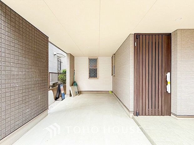 カースペースもゆとりある空間を保っています。