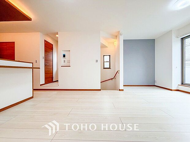 空気感という居心地の良いＢＧＭは、暮らしのステージを彩り、心のやすらぎと満足感を与えてくれます。