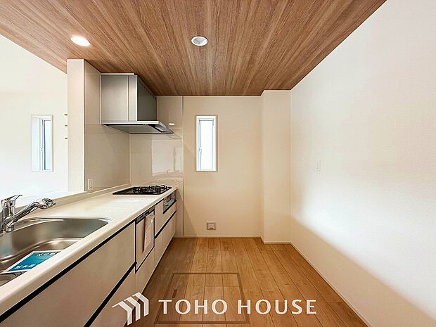 家族の健康を支えるキッチン。毎日使う場所だから気持よく使えて、居心地の良い空間に。