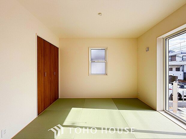 来客時や一息つきたいときなどに利用できる用途多様な空間です。