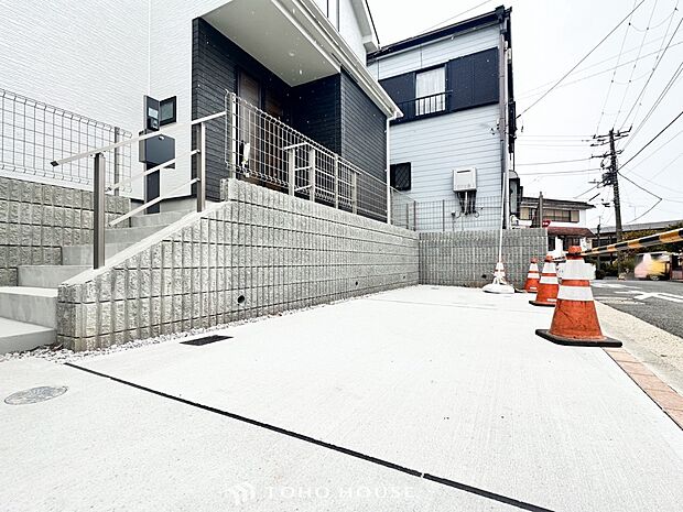 カースペースもゆとりある空間を保っています。