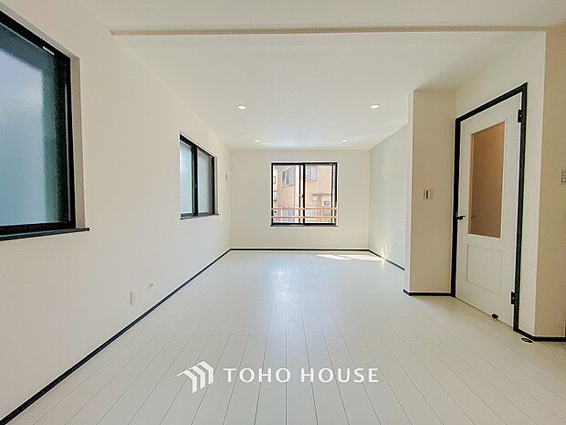 ご家族やお客様との時間など、多くの時を刻む空間。何気なく過ぎる時でさえも上質なひと時に。