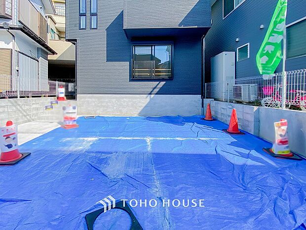 カースペースもゆとりある空間を保っています。