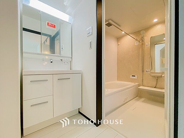 ご家族の1日が始まり、1日の終わりを締めくくる洗面空間。