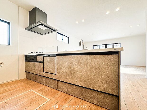 家族の健康を支えるキッチン。毎日使う場所だから気持よく使えて、居心地の良い空間に。