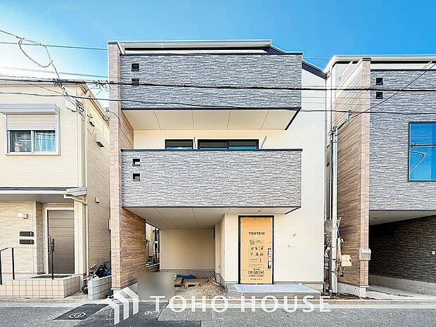 時間のゆとりと空間、爽やかな陽光がもたらす光と風を贅沢なまでに感じる暮らしが始まります。