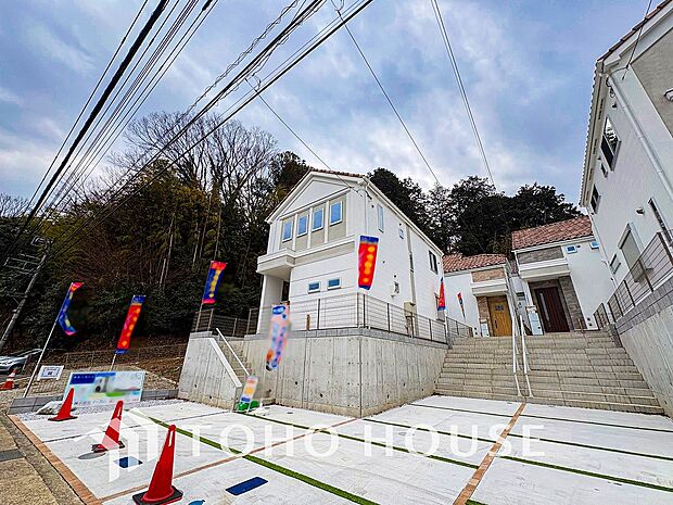 忙しく過ぎゆく日常を置き去るほど、ゆったりした時間が流れる住環境。