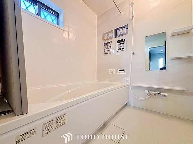 一日の疲れが癒される優雅なバスタイムを堪能できるゆとりあるバスルームです。