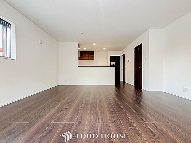 美味しいお料理も楽しいお喋りもキッチンを中心に広がります。