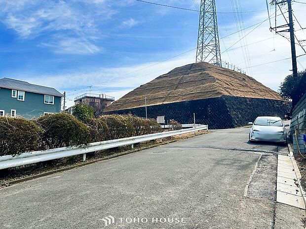 忙しく過ぎゆく日常を置き去るほど、ゆったりした時間が流れる住環境。
