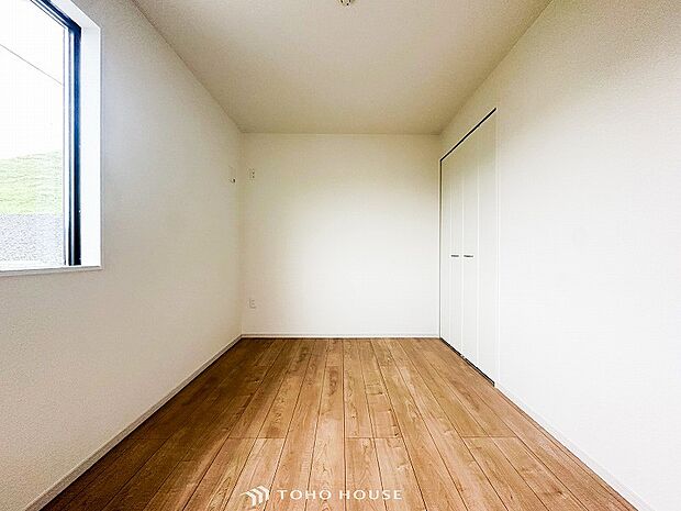環境の良い場所にセンス良く暮らしたい、こだわりの室内には至福のシーンが繰り広げられます。