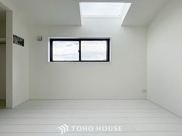 一日の疲れをいやしてくれる主寝室。自分時間を快適に過ごすプライベートルーム。