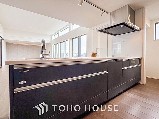 家族の健康を支えるキッチン。毎日使う場所だから気持よく使えて、居心地の良い空間に。