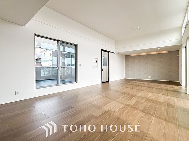 空気感という居心地の良いBGMは、暮らしのステージを彩り、心のやすらぎと満足感を与えてくれます。