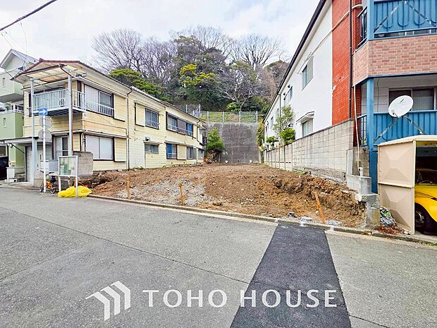 都市機能の利便性と豊かな緑に恵まれた住環境。たっぷりの陽光と心地よい風が舞い込みます。