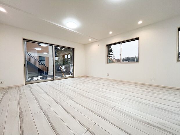 ご家族やお客様との時間など、多くの時を刻む空間。何気なく過ぎる時でさえも上質なひと時に。