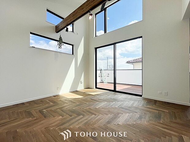 空気感という居心地の良いBGMは、暮らしのステージを彩り、心のやすらぎと満足感を与えてくれます。