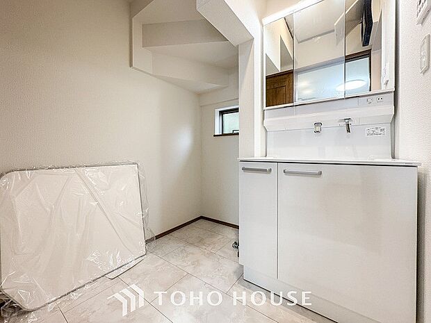 ご家族の1日が始まり、1日の終わりを締めくくる洗面空間。