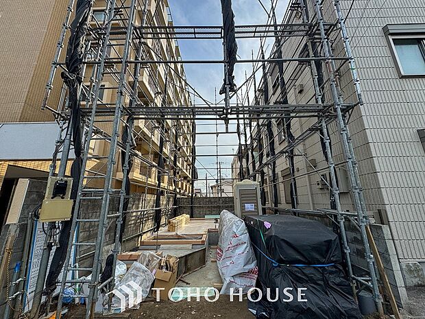 時間のゆとりと空間、爽やかな陽光がもたらす光と風を贅沢なまでに感じる暮らしが始まります。