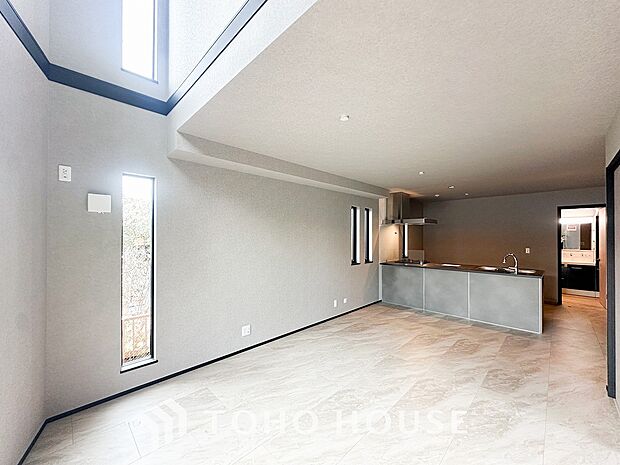 ここにはみんなが集い、食事と楽しい会話が始まるスペース。