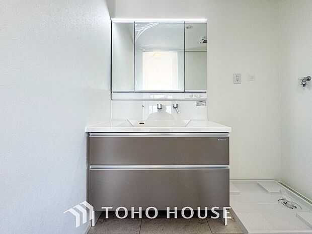 洗面台・洗面所ご家族の1日が始まり、1日の終わりを締めくくる洗面空間。