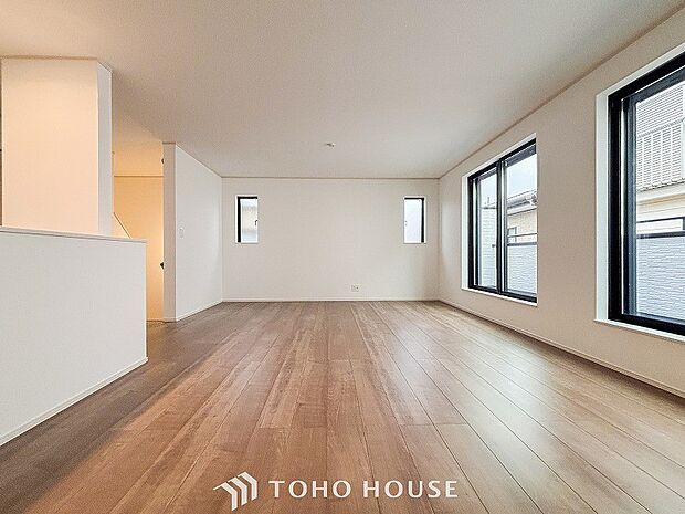 空気感という居心地の良いBGMは、暮らしのステージを彩り、心のやすらぎと満足感を与えてくれます。