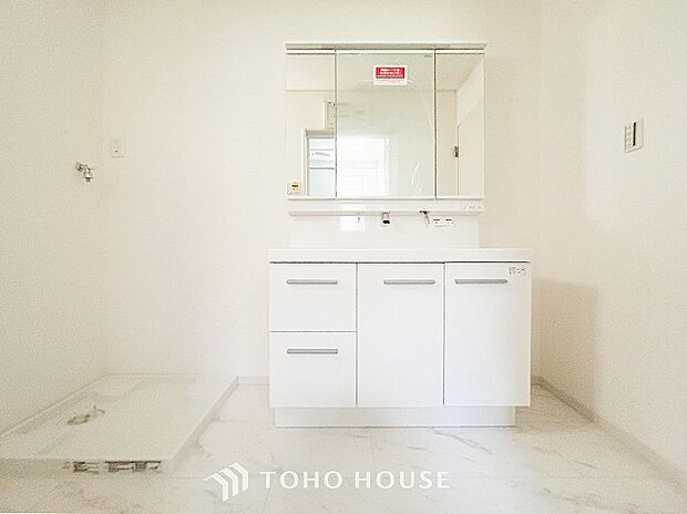 ご家族の1日が始まり、1日の終わりを締めくくる洗面空間。