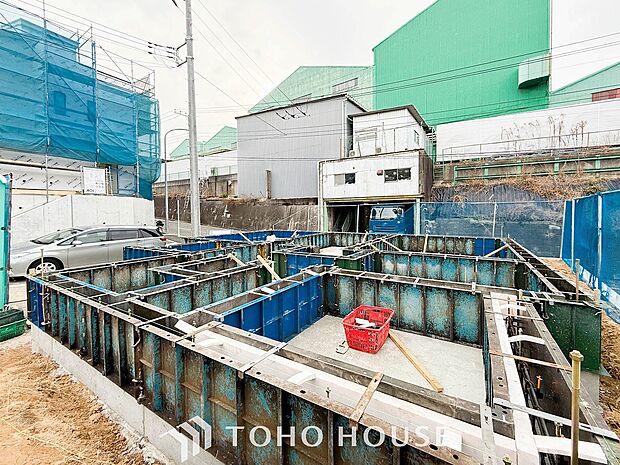 閑静な住宅街の陽当りに恵まれた土地で寛ぎに満ちた生活を。