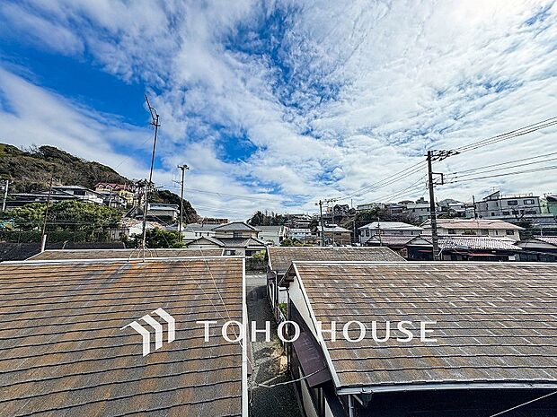 空に手が届きそうなほど視界が開けて開放感があります。