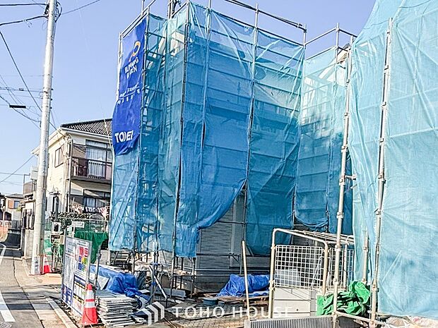 閑静な住宅街の一角、ひと時のくつろぎが生まれ、ゆっくりと愛着が育まれていきます。