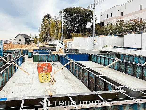 閑静な住宅地で小さなお子様がいるご家族にも安心な住環境が魅力です。