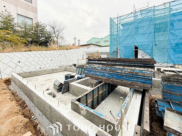 表現された空間は豊かな光と風を纏い、暮らしの時間を豊かにしてくれます。