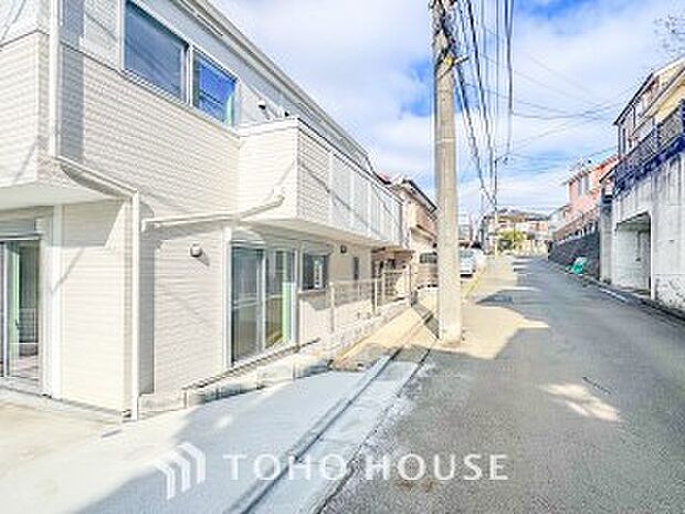 落ち着きのある閑静な住宅街。きっとここからご家族のかけがえのない想い出が作られることでしょう。