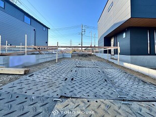 カースペースもゆとりある空間を保っています。