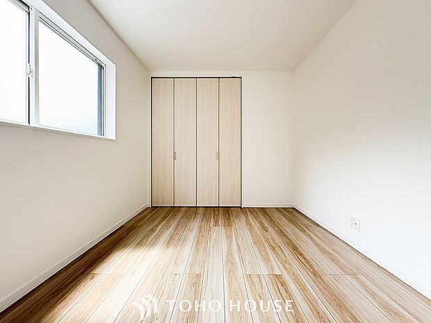 環境の良い場所にセンス良く暮らしたい、こだわりの室内には至福のシーンが繰り広げられます。