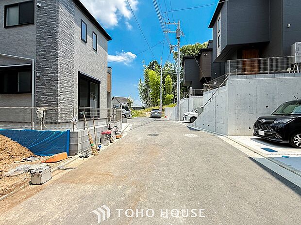 落ち着きのある閑静な住宅街。きっとここからご家族のかけがえのない想い出が作られることでしょう。