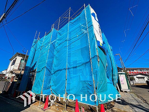 閑静な住宅街の陽当りに恵まれた土地。たくさんの想いが美しいカタチに彩られます。